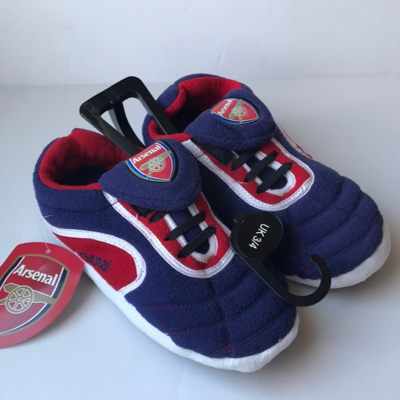 arsenal slippers mens